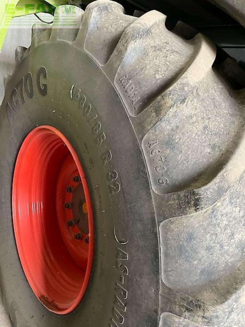 CLAAS lexion 650 Combine harvesters