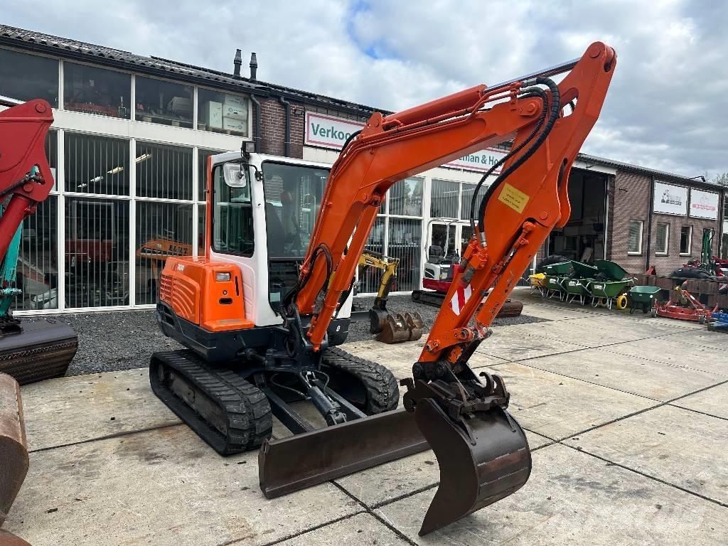 Takeuchi TB 235 CR Mini excavators < 7t (Mini diggers)