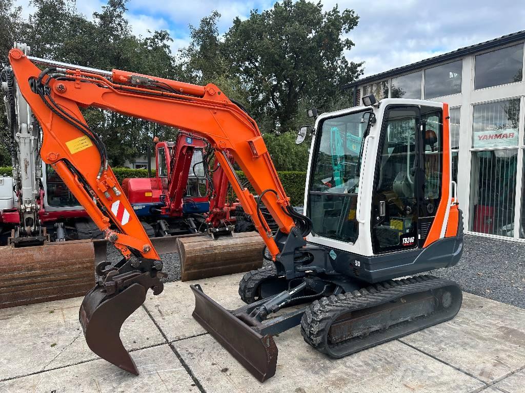Takeuchi TB 235 CR Mini excavators < 7t (Mini diggers)