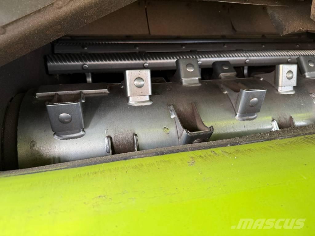 CLAAS Lexion 550 Combine harvesters