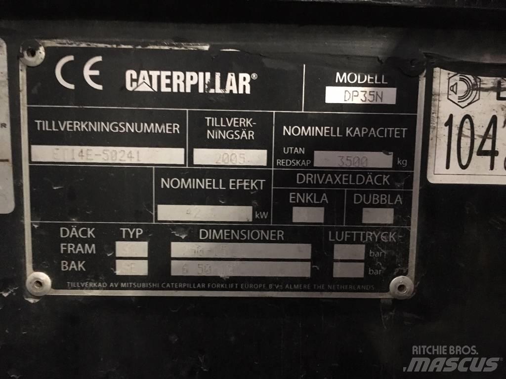 CAT DP 35 N Diesel trucks