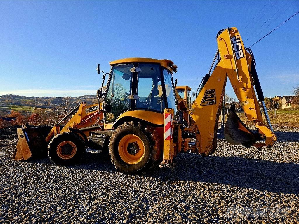 JCB 3CX Backhoe