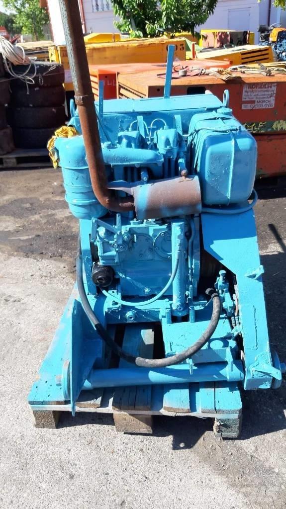 Hanix 32 HP Other