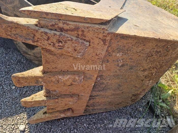 Terex TLB840PS Buckets