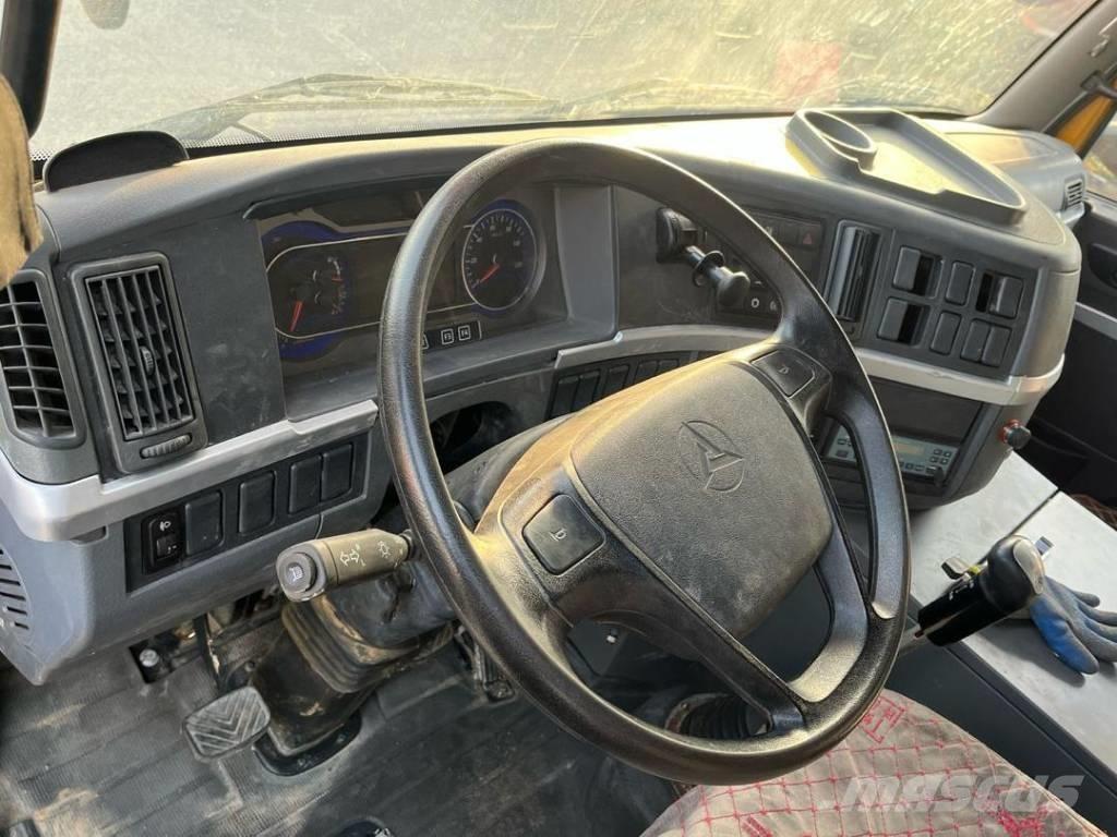 Sany STC250C5-2 All terrain cranes