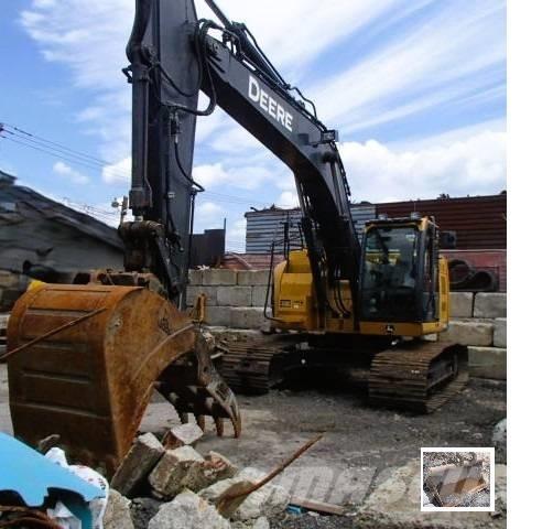 John Deere 245 GLC Crawler excavators