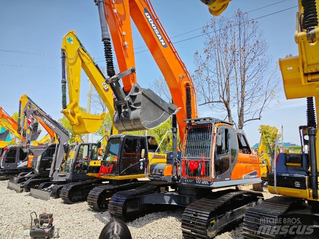 Doosan 225 LC Crawler excavators