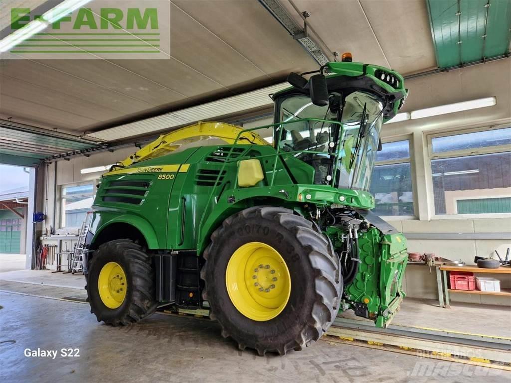 John Deere 8500 Forage harvesters