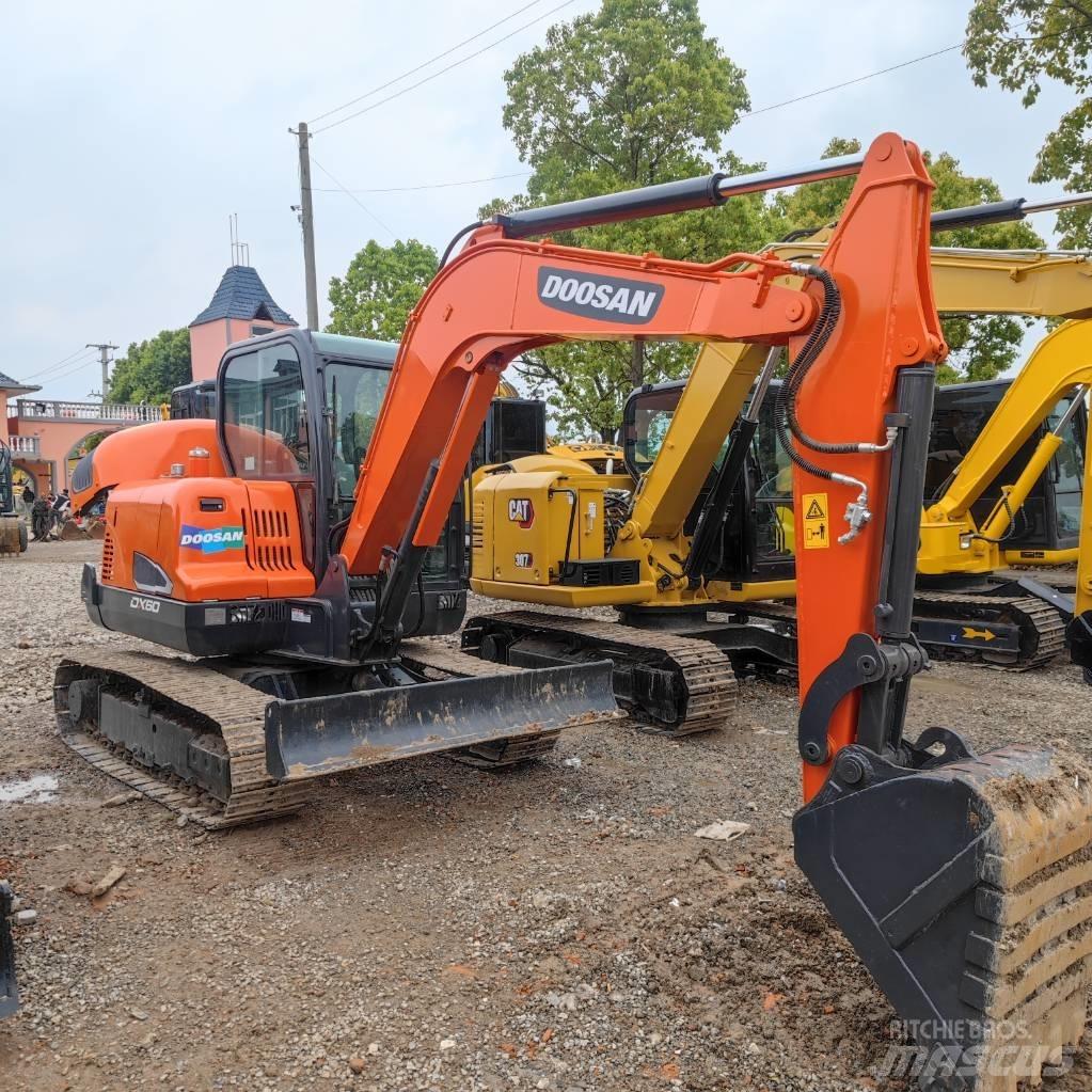 Doosan DX60 Mini excavators < 7t (Mini diggers)
