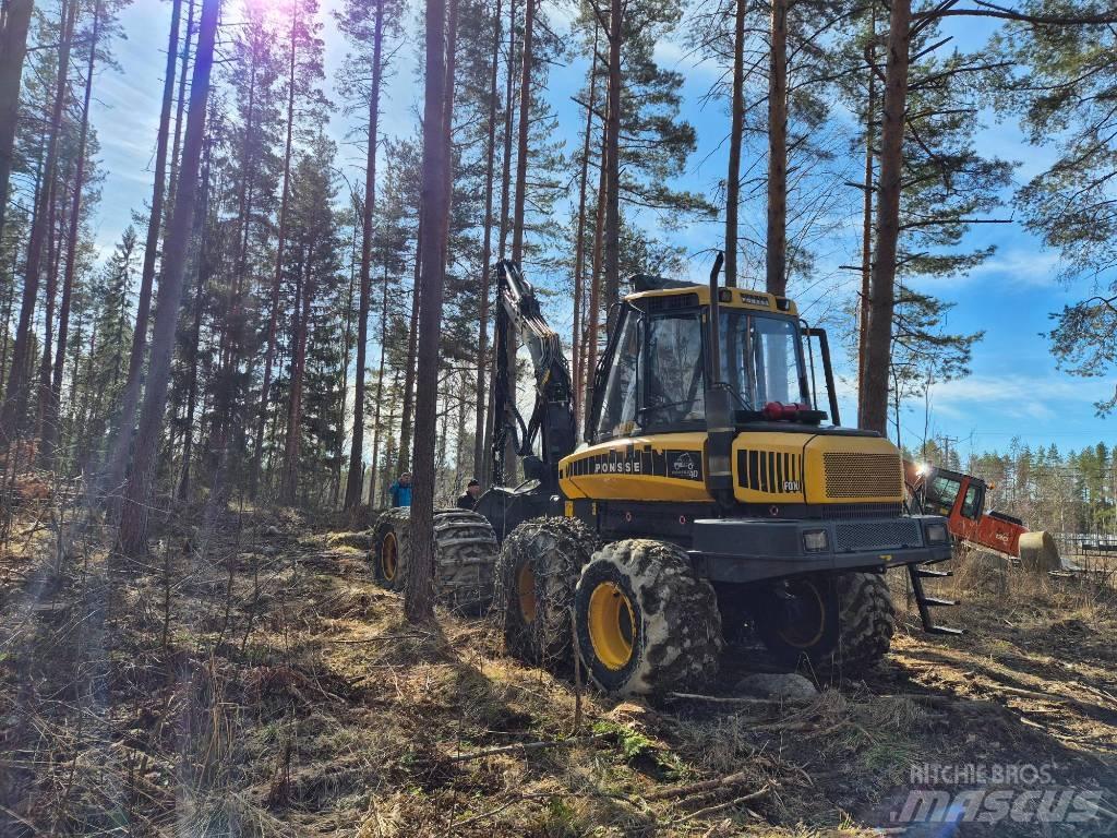 Ponsse FOX 8W Harvesters