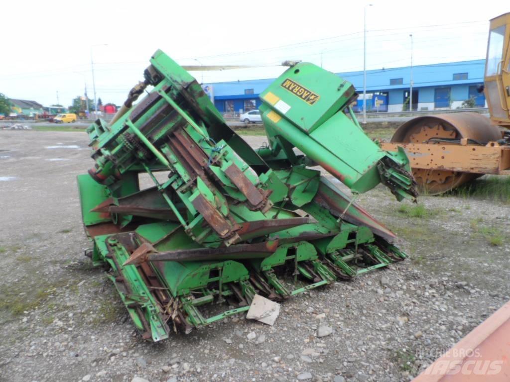 Agram 6 Combine harvester heads