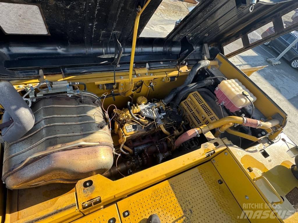CAT 330FL Crawler excavators