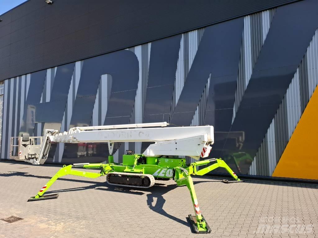 Teupen LEO36T Telescopic boom lifts