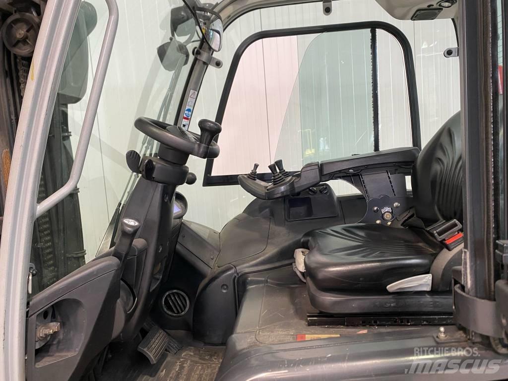 Still RX60-50 Electric forklift trucks