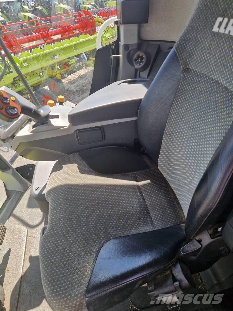 CLAAS Lexion 670 Combine harvesters