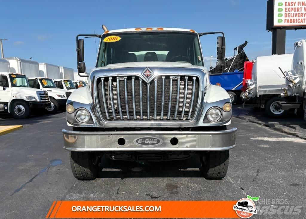 International 7400 Water bowser