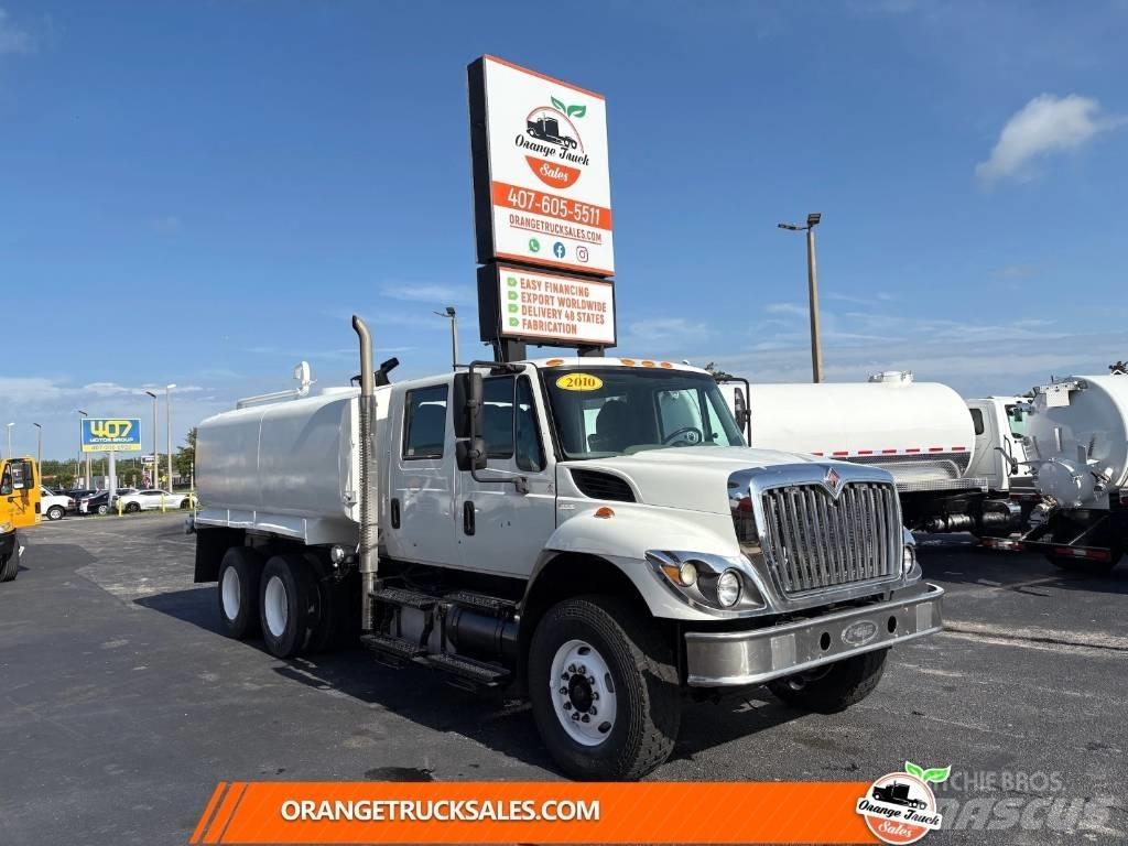 International 7400 Water bowser