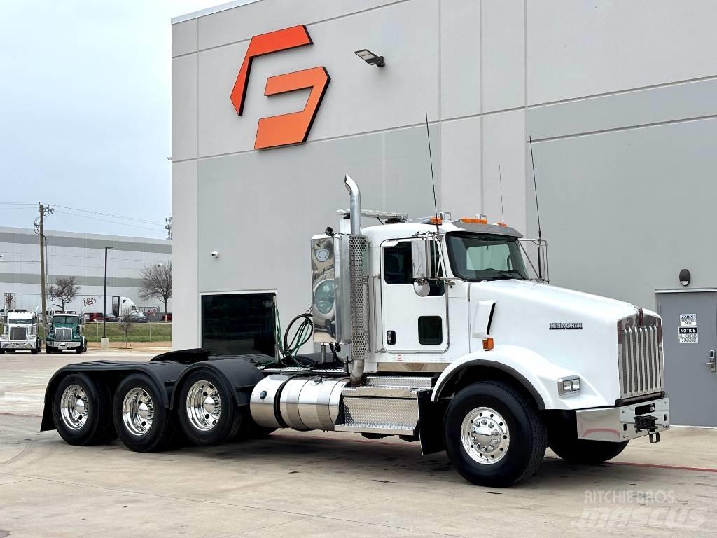 Kenworth T 800 Prime Movers