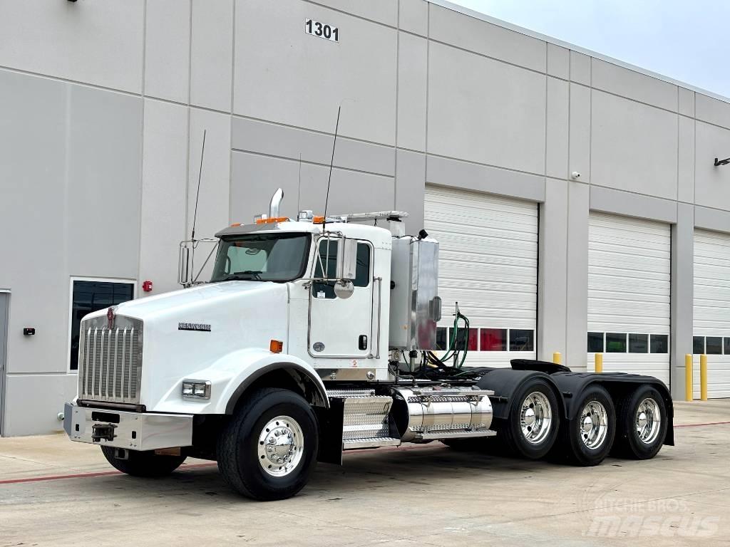Kenworth T 800 Prime Movers