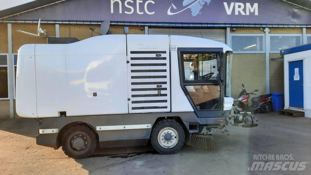 Ravo 530ST Sweepers
