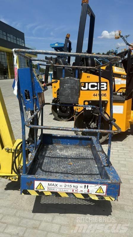 UpRight TL37 Articulated boom lifts