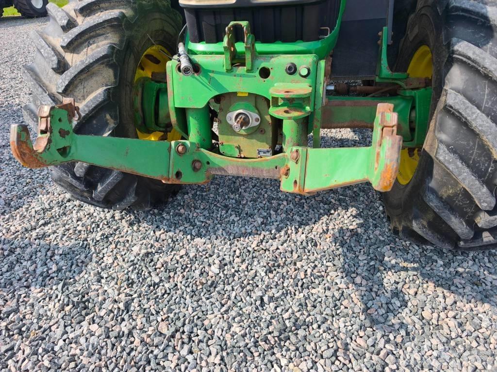 John Deere 6920 Tractors