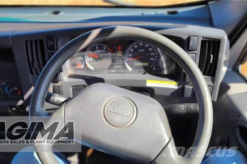 Isuzu NQR500 AMT Other trucks