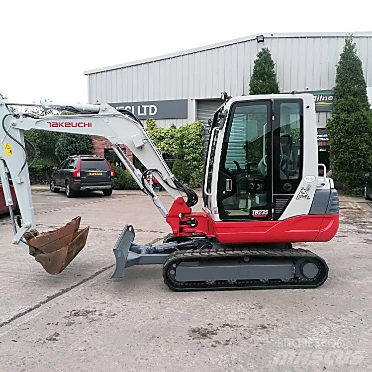 Takeuchi TB235 Mini excavators < 7t (Mini diggers)