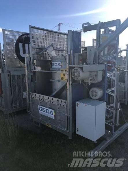 Geda 500 Z ZP Used Personnel lifts and access elevators