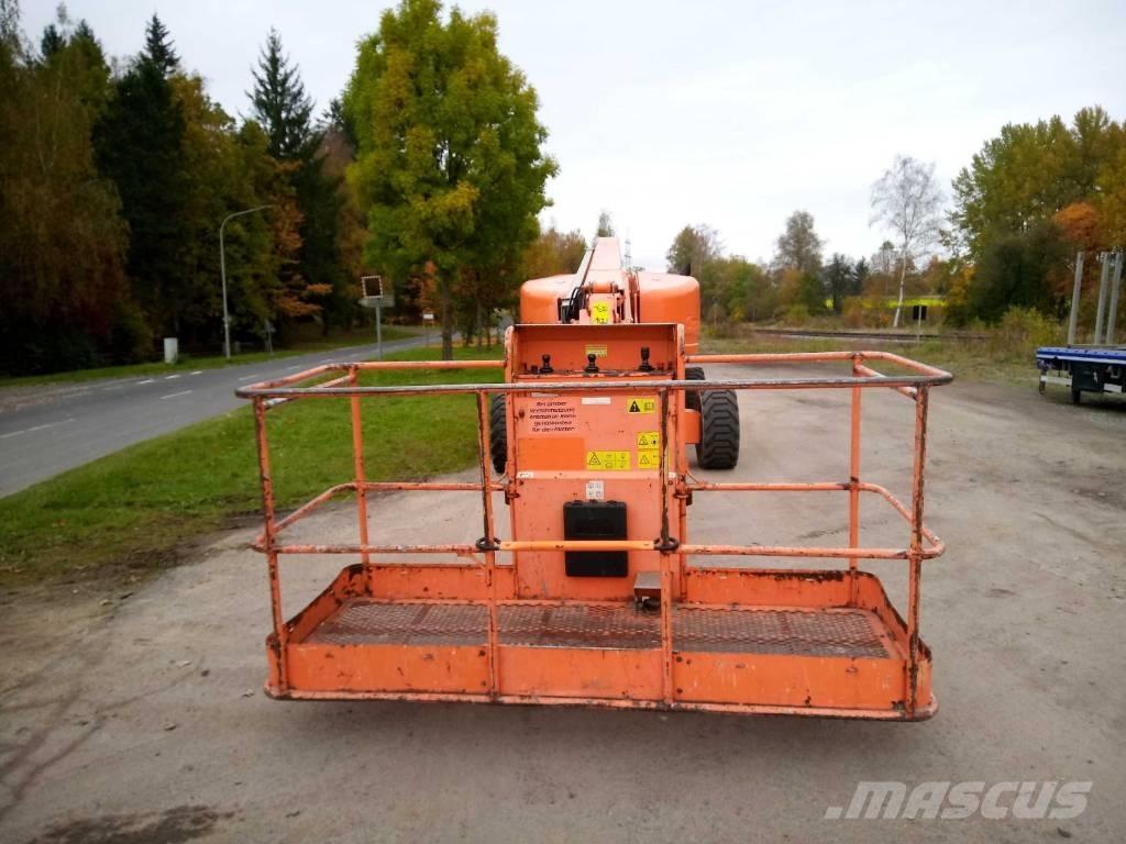 Genie S-65 Telescopic boom lifts