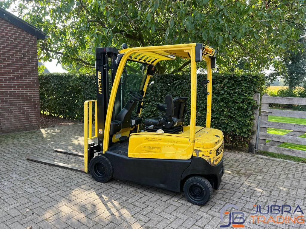 Hyster J2.0XN LWB Electric forklift trucks
