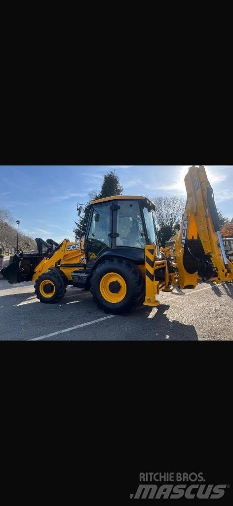 JCB 3CX Backhoe