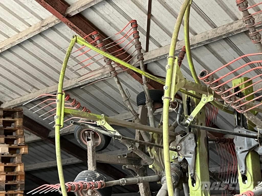 CLAAS Liner 2700 Windrowers