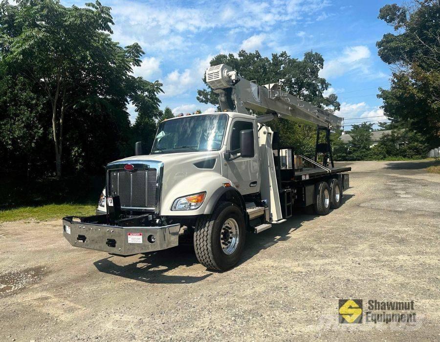 National Crane 8100D Track mounted cranes