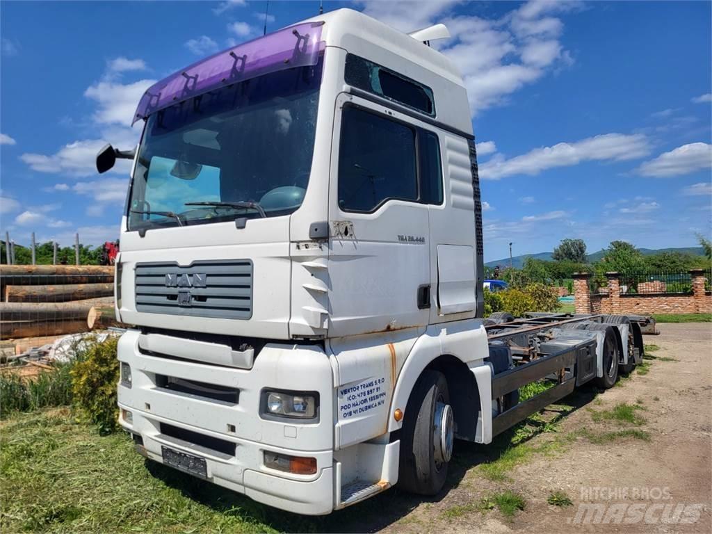 MAN TGA 26.440 6X2 Chassis Cab trucks