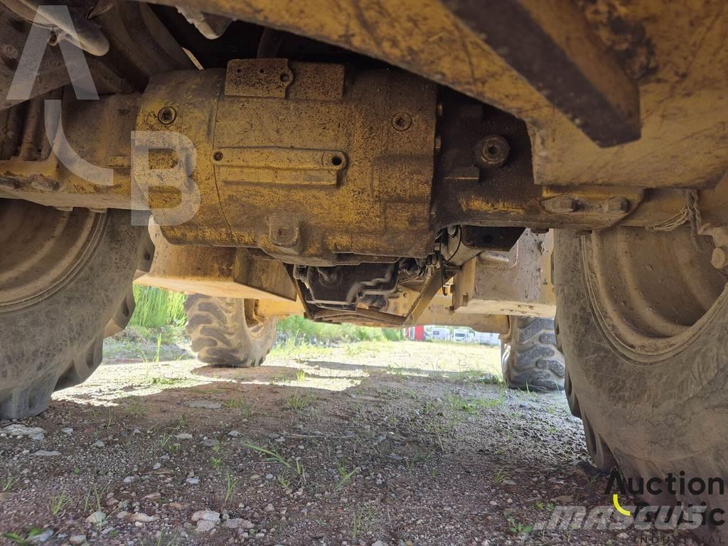 CAT 416 E Backhoe