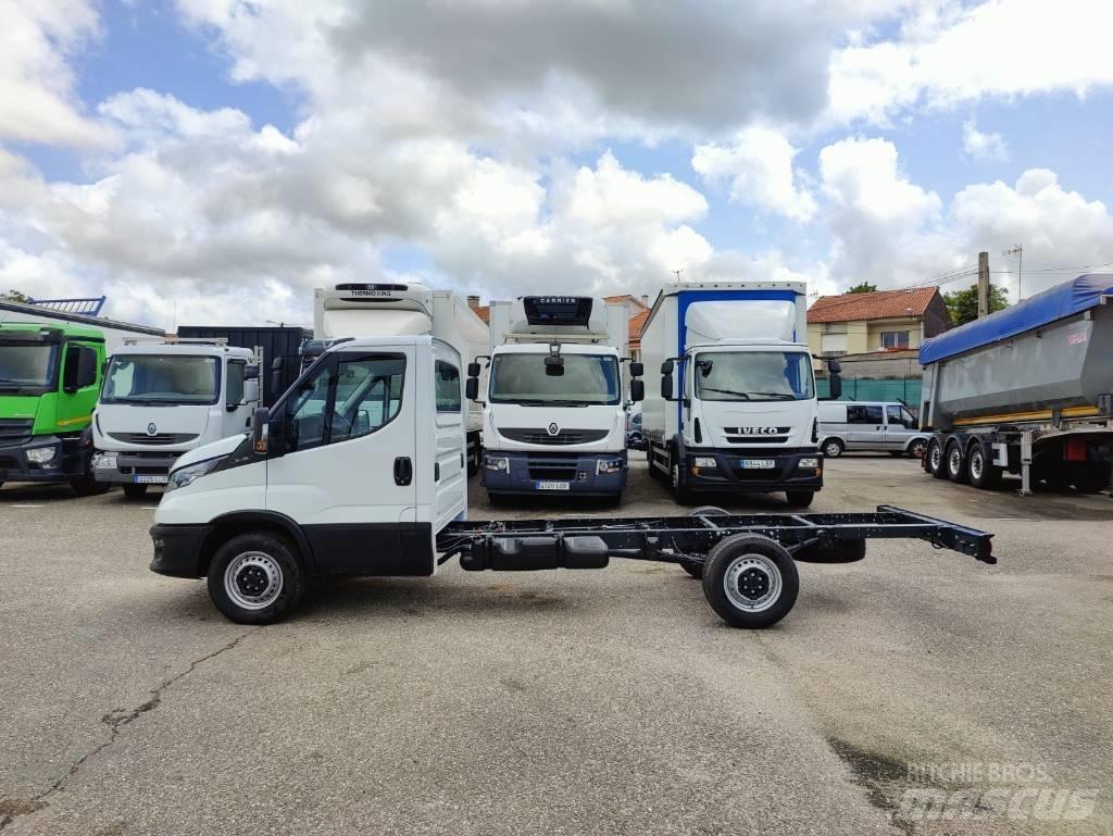 Iveco DAILY 35S16 Chassis Cab trucks