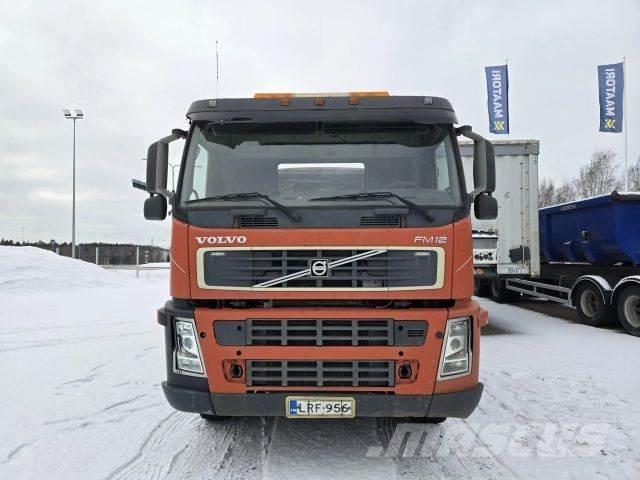 Volvo Fm12 420 8x4 Tipper trucks