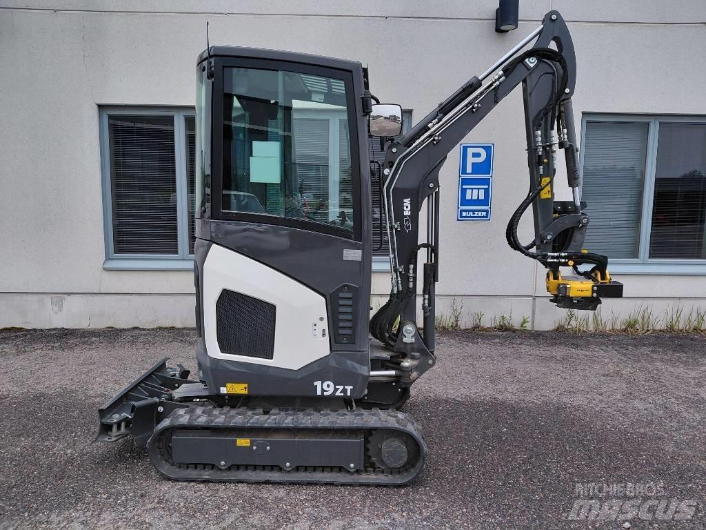 ECM 19ZT + Engcon EC02 Mini excavators < 7t (Mini diggers)