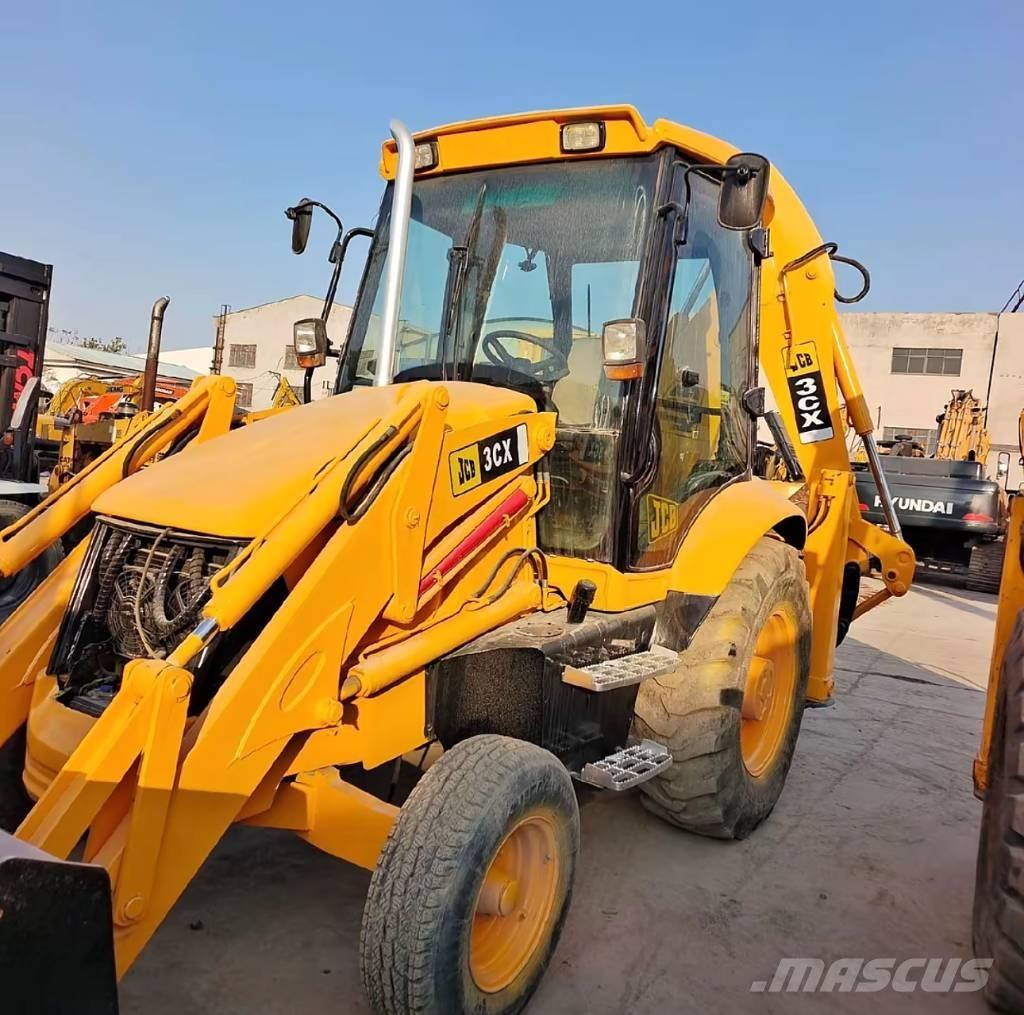 JCB 3 CX Backhoe