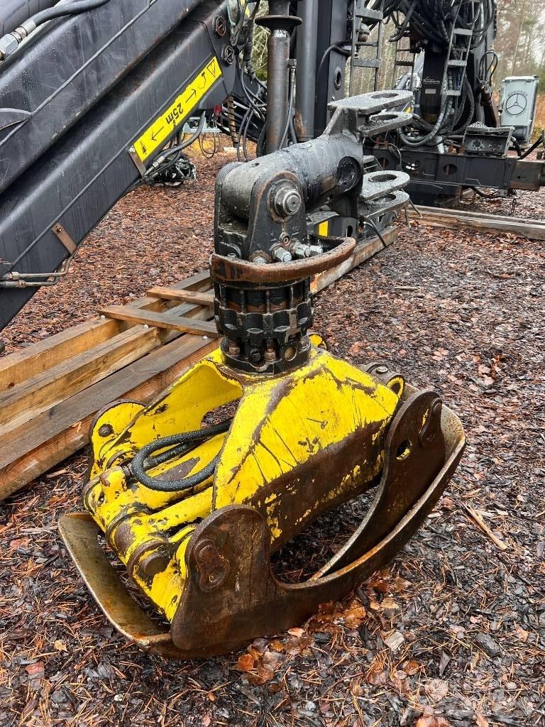Kesla 2109 T Timber cranes