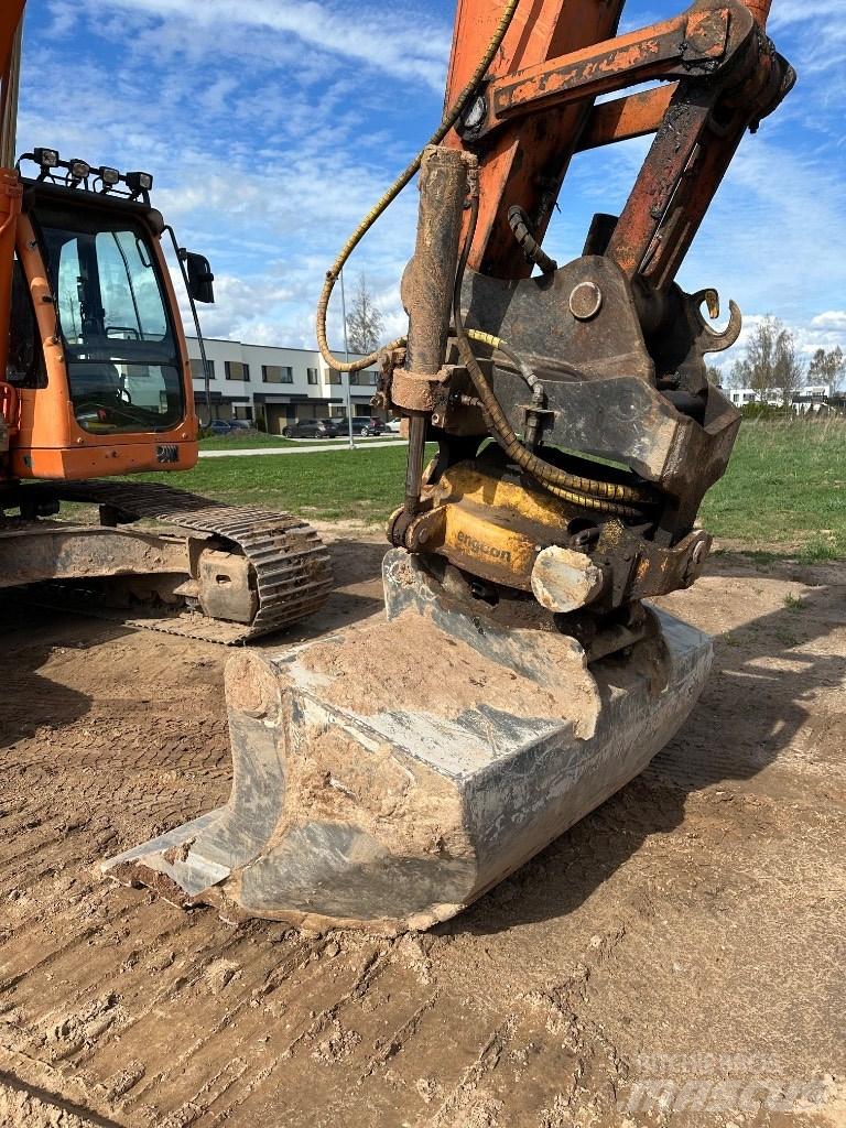 Doosan DX 255 LC Crawler excavators