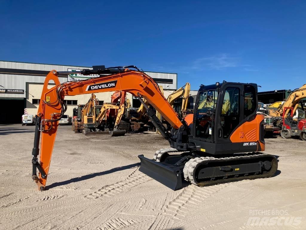 Develon DX 85 R-7 Mini excavators  7t - 12t