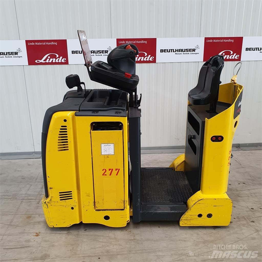 Linde P30C Tow truck