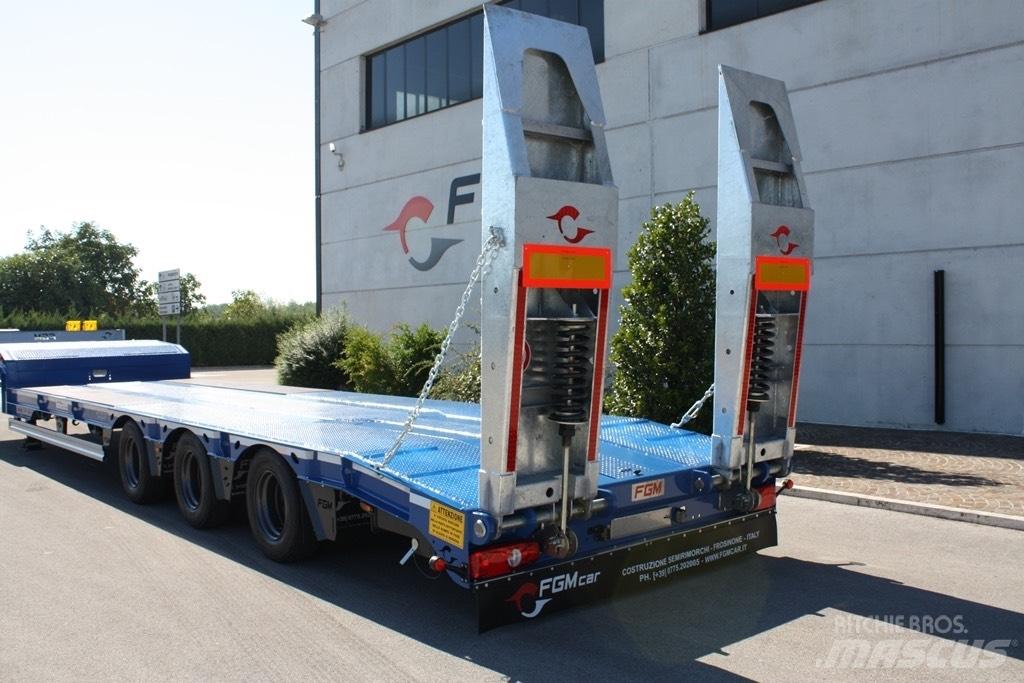 FGM 37 Flatbed/Dropside semi-trailers