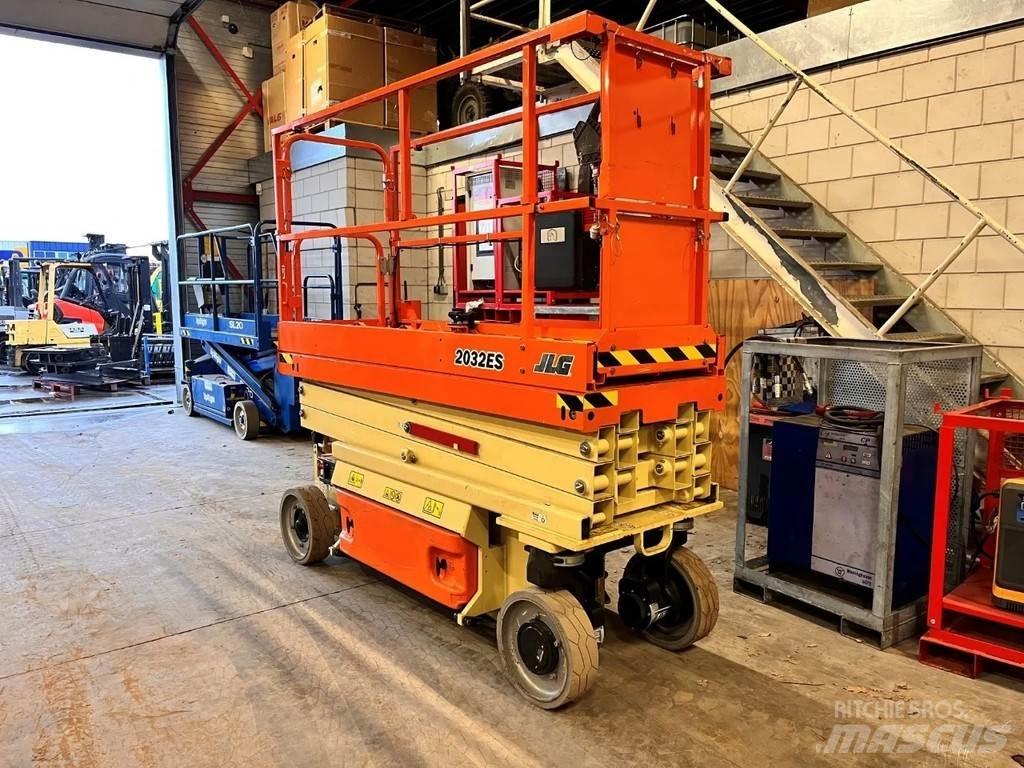 JLG 2032ES Scissor lifts