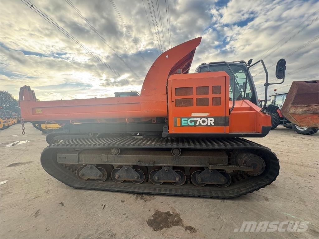 Hitachi EG 70 R Tracked dumpers