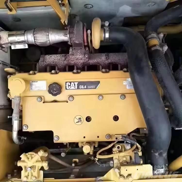 CAT 325 D Crawler excavators