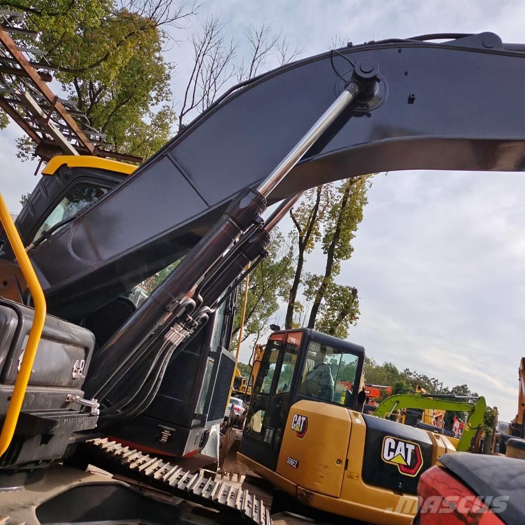 Volvo EC 210 D Crawler excavators
