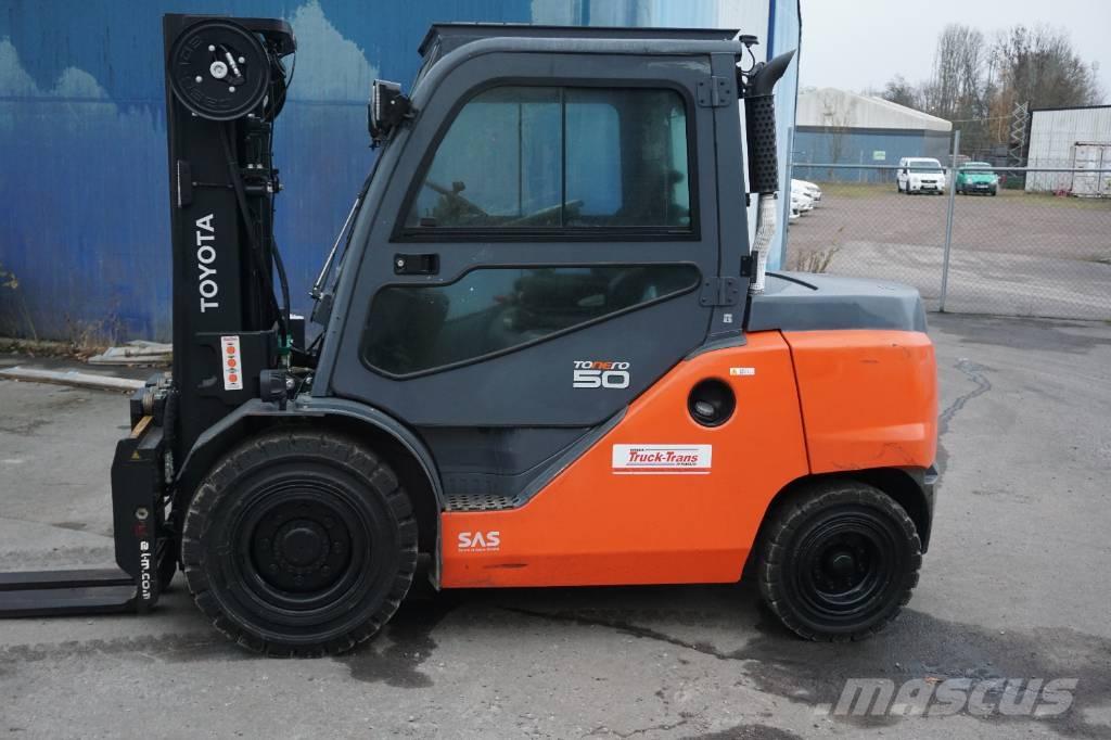 Toyota 40-8FD45N Diesel trucks